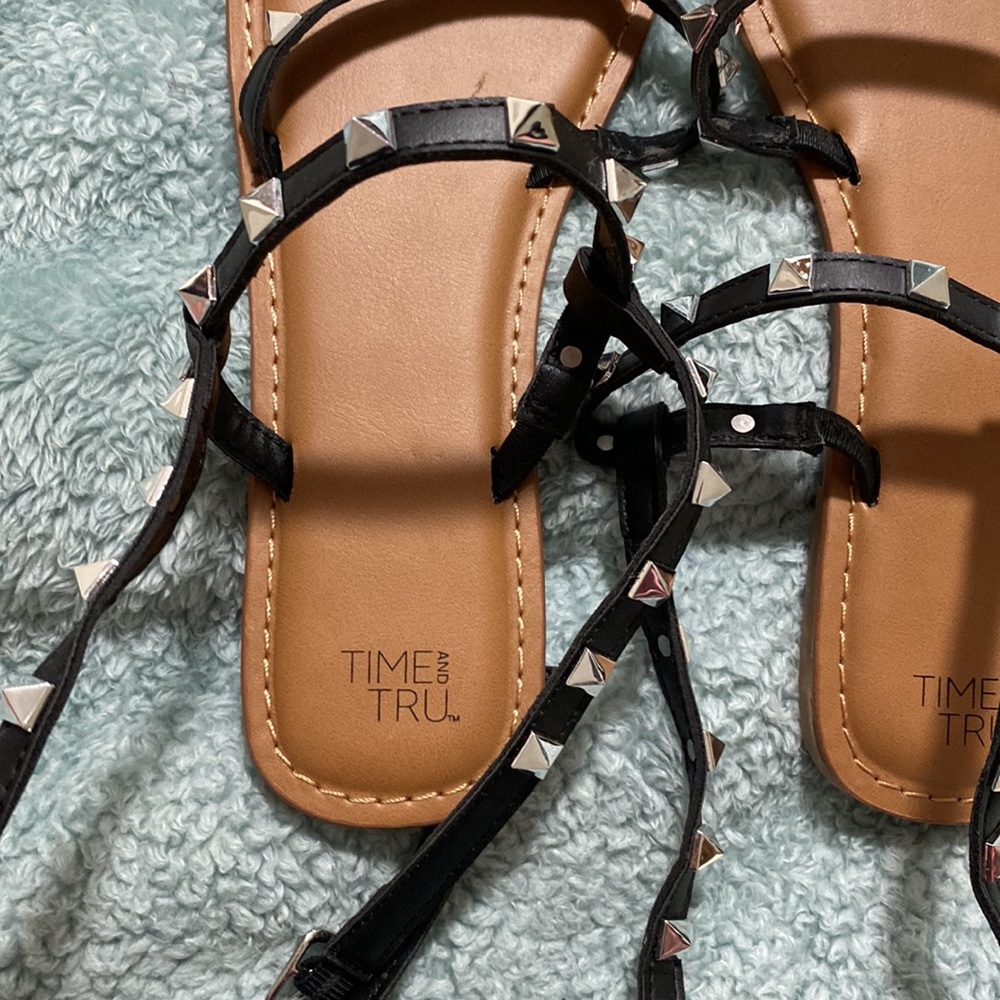 Time and Tru strappy sandals size 9 - Picture 2 of 3